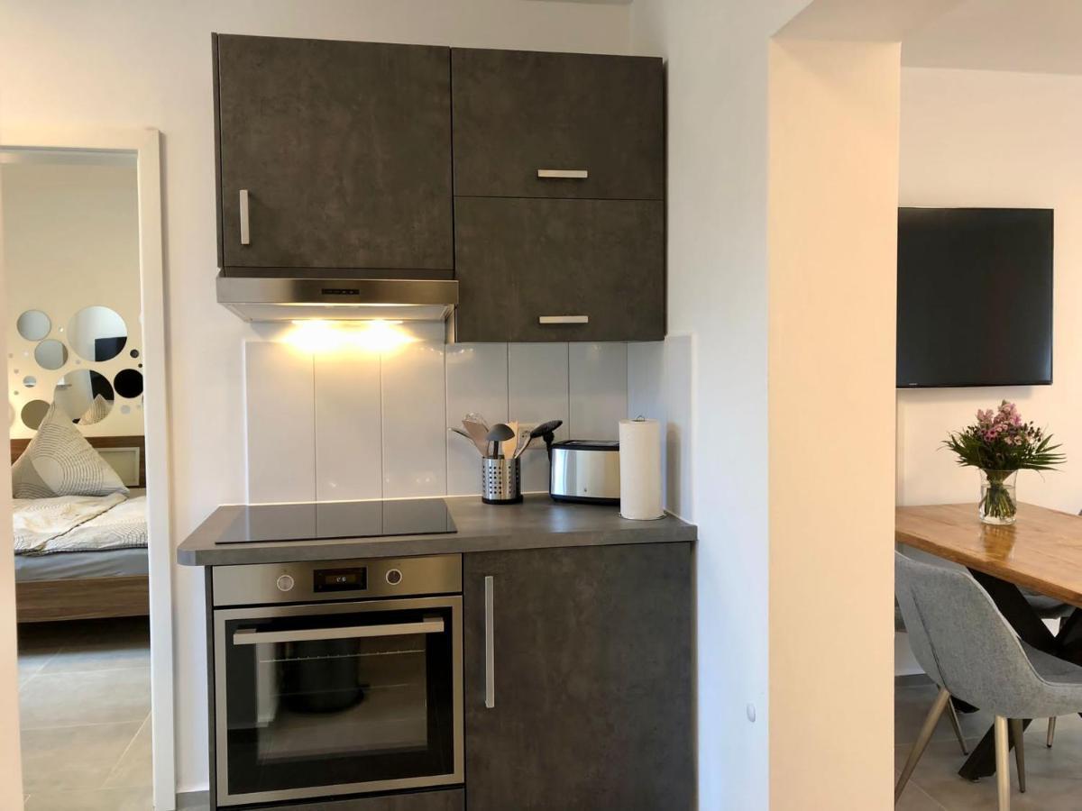 Erdgeschoss-Appartement Mit Seeterasse Ahrensbok Εξωτερικό φωτογραφία